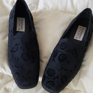 Freeport Studio (LL Bean) Dress Shoes